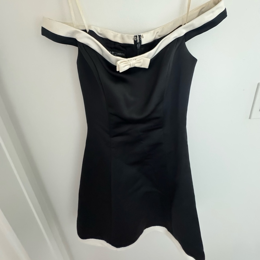 Jessica McClintock Black and Cream Off-Shoulder Dress